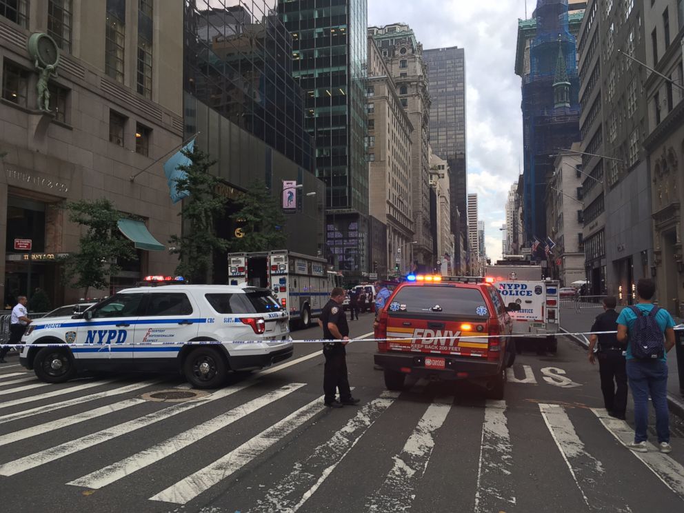 PHOTO: Police close down the street due to a man scaling Trump Tower, Aug. 10, 2016, in New York.