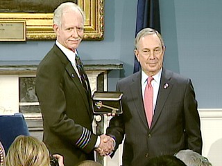Hudson Heroes Get Keys To The City