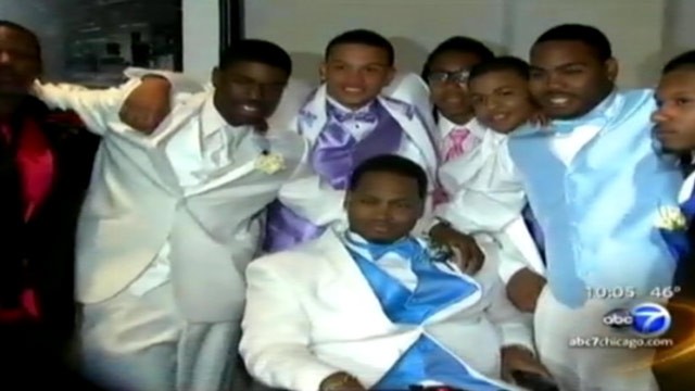 PHOTO: A Chicago high school senior goes to the prom after being paralyzed in a shooting.
