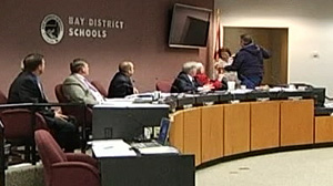 PHOTO Shocking Heroism: Fla. School Board Member Attacks Gunman With Purse
How Fear Can Inspire Life-Risking Feats of Bravery