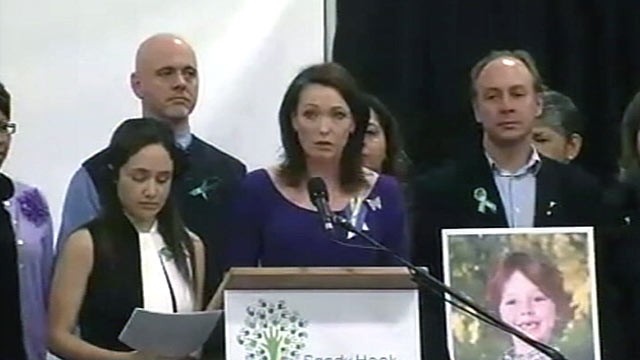 PHOTO: Members of Sandy Hook Promise held a press conference calling for discussions about gun ownership, mental health and other topics, Jan. 14, 2013.