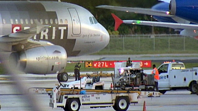 PHOTO: An unruly passenger aboard a Spirit Airlines red-eye flight from Los Angeles to Florida forced the pilot to make an emergency landing in Texas.