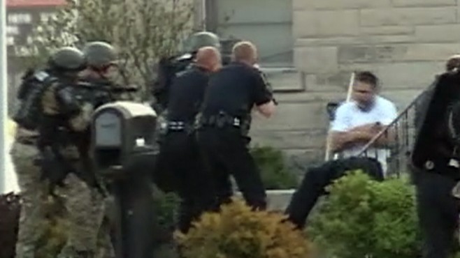 Video: Cops tase robbery suspect after standoff.