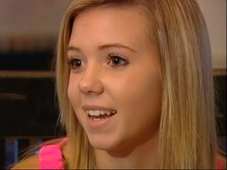 Mom Angry That Male Vice Principal Spanked Her Daughter