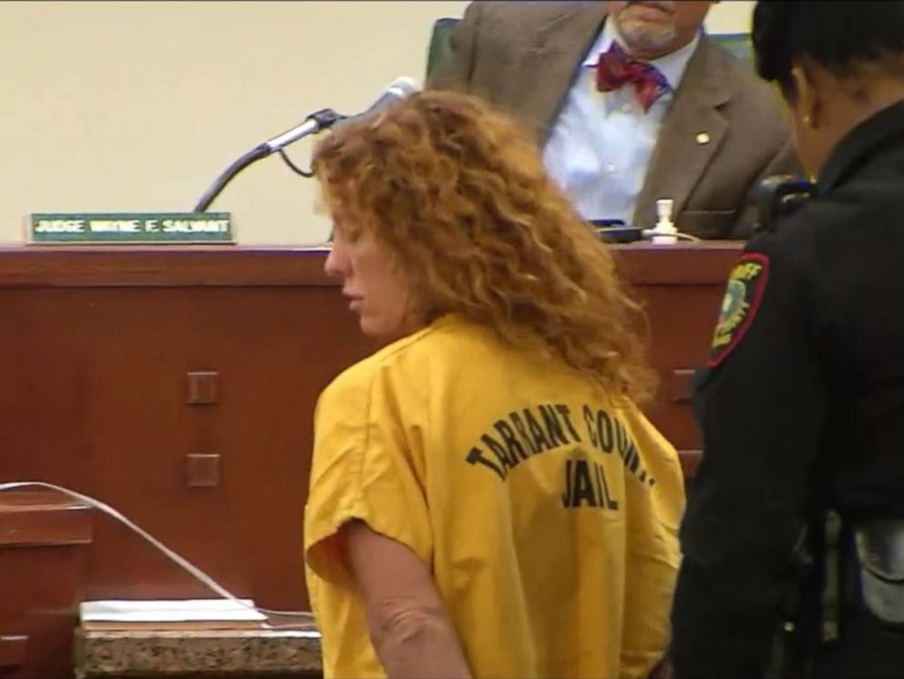 PHOTO: Tonya Couch appeared in court in Fort Worth, Texas, Jan. 8, 2016 for her arraignment for hindering the apprehension of a fugitive.