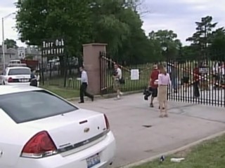Chicago Cemetery Reopens At Scandal
