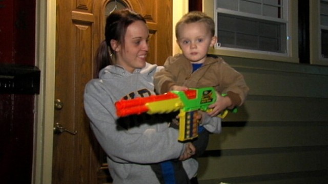 VIDEO: Cook at a steak house in Ohio poured the alcohol into 2-year-olds mouth.