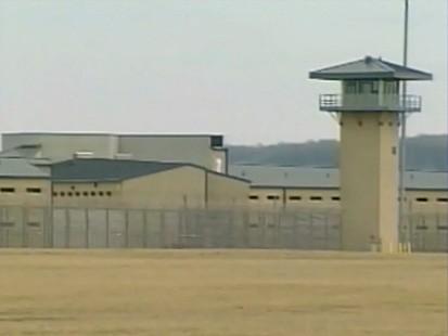 VIDEO: Illinois residents voice concern over a plan to relocate inmates at Guantanamo Bay.