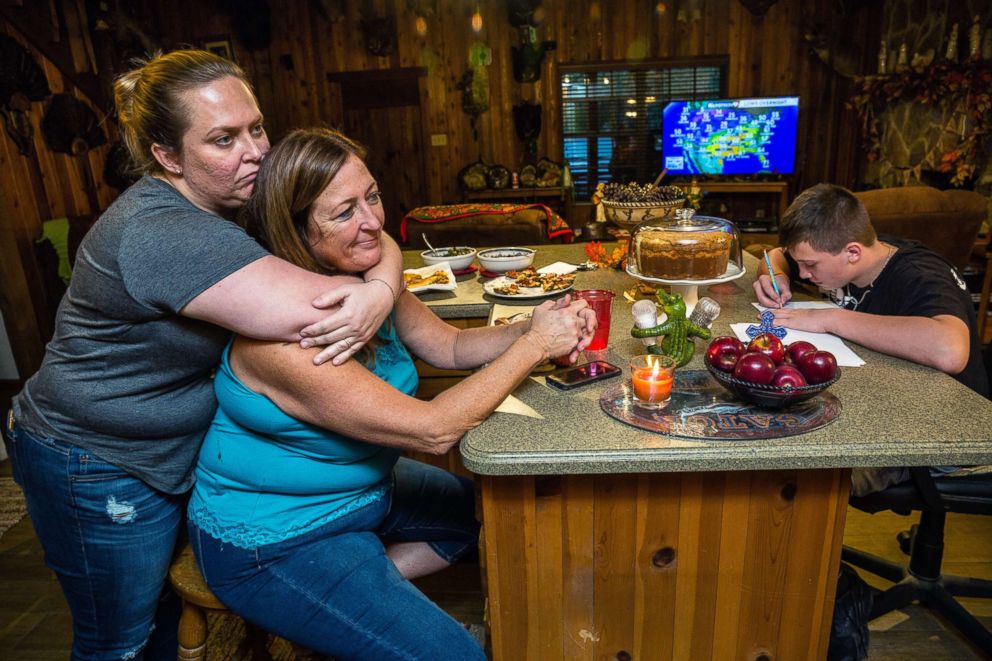 PHOTO: Julie Harter and her daughter Monica, left, at Julies home in Lakeland, Fla.