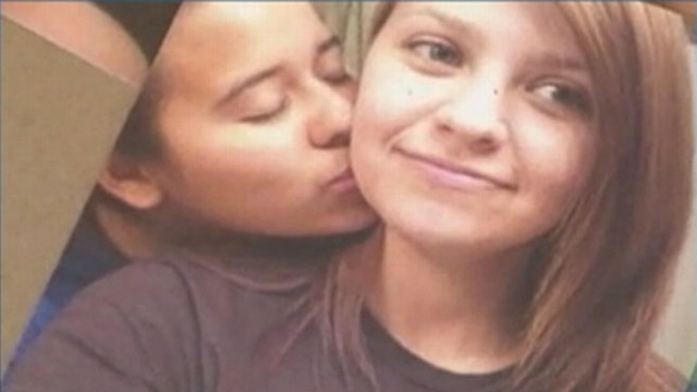 teen-lesbian-couple-shot-in-texas-video-abc-news-free-download-nude