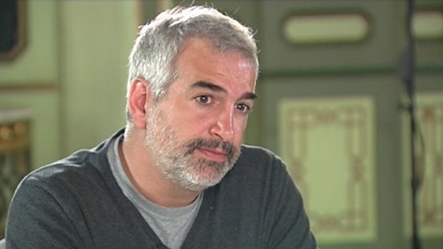 VIDEO: Top war correspondent had an asthma attack crossing from Syria into Turkey.
