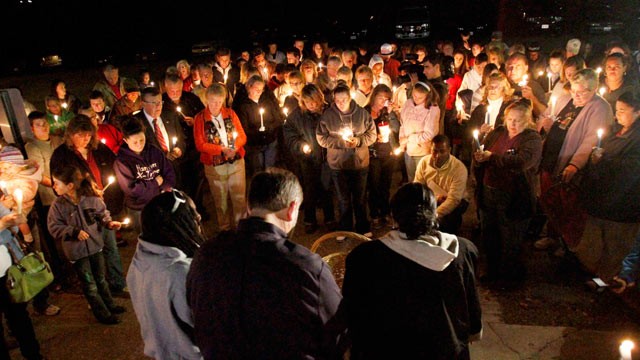 PHOTO: A vigil is held in Doswell, Va., just down the road from where 9-year-old Robbie Wood Jr. disappeared on Sunday, drew about 100 people, Oct. 25, 2011.