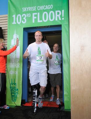 Zac Vawter Climbs Willis Tower