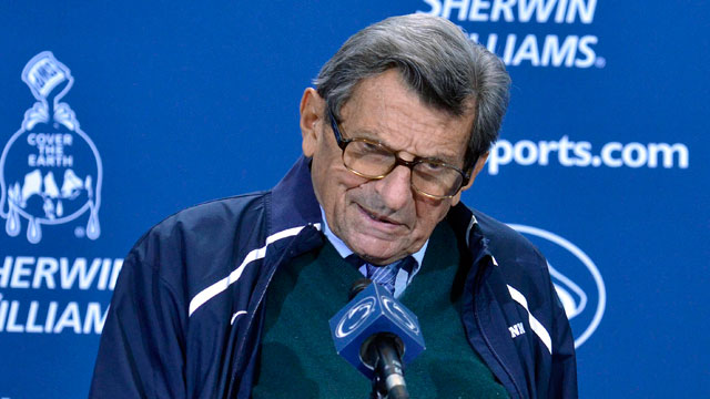 PHOTO: Penn States Joe Paterno Cancels News Conference