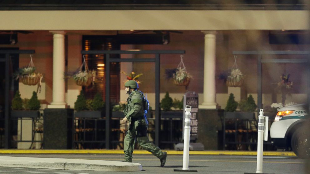 New Jersey Mall Shooter Found Dead With Self-Inflicted Gunshot ...