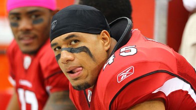 PHOTO: Arizona Cardinals fullback Reagan Maui'a watches from the sideline during an NFL game against the New Orleans Saints, Oct. 10, 2010.