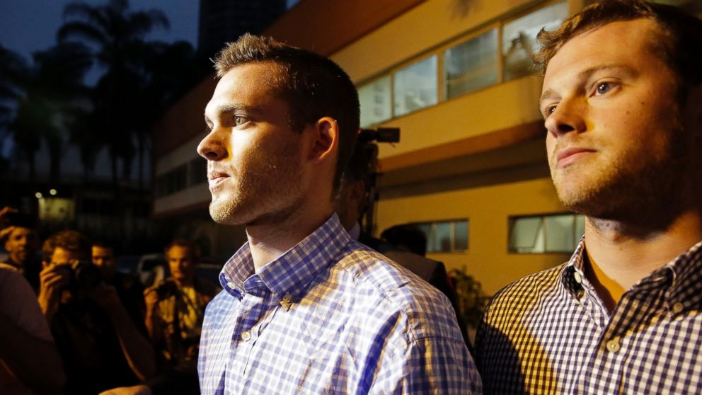 Swimmers Bentz, Conger Return to US From Rio Following Robbery Claim Scandal