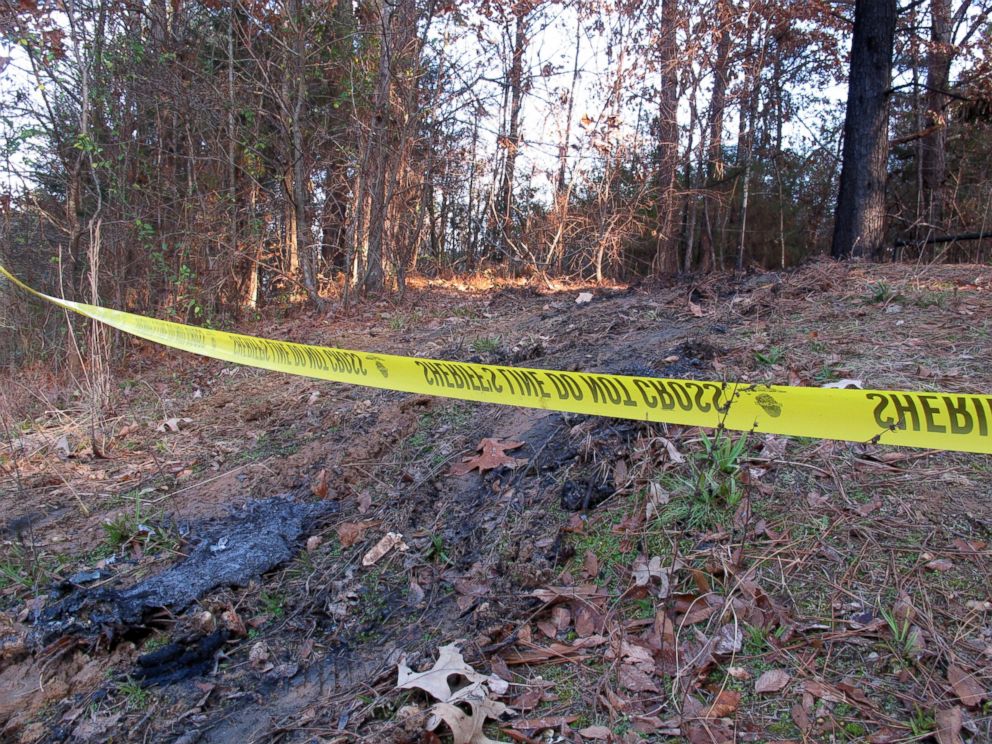 PHOTO: Yellow crime scene tape marks the location where 19-year-old Jessica Chambers was found severely burned, Dec. 10, 2014 in Courtland, Miss. 