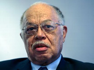 Doc Fights Charge That Aborted Babies Born Alive