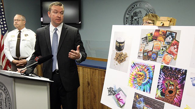 PHOTO: Macoupin County Board Chairman Andy Manar, flanked by Macoupin County, Ill., Sheriff Don Albrecht, left, talks about synthetic drugs, Feb. 23, 2012, in the Macoupin County Jail.