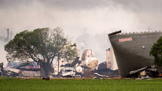 PHOTO: The remains of the the West Fertilizer Co. plant smolder in the rain, April 18, 2013, in West, Texas.