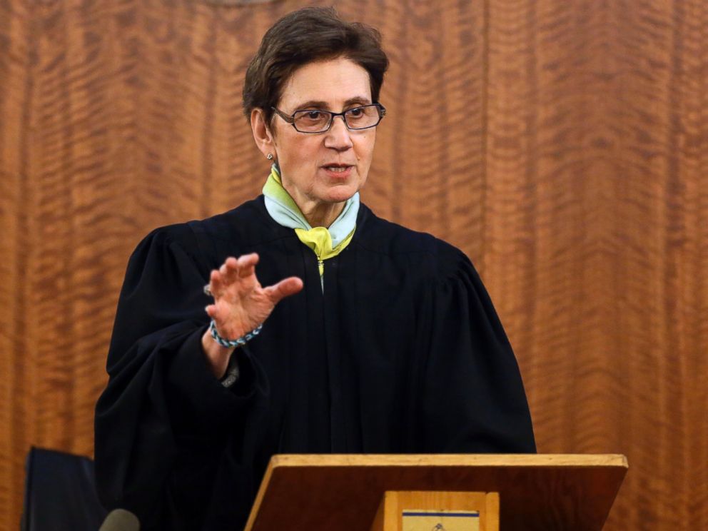 PHOTO: Superior Court Judge E. Susan Garsh instructs the jury during the murder trial for former New England Patriots football player Aaron Hernandez, on Jan. 29, 2015, in Fall River, Mass.