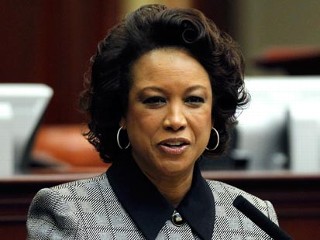 Alleged $300M Charity Scam Takes Down Fla. Official