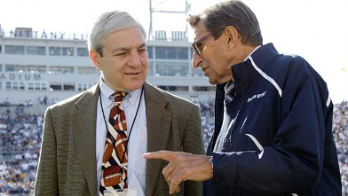 PHOTO: Graham Spanier and Joe Paterno