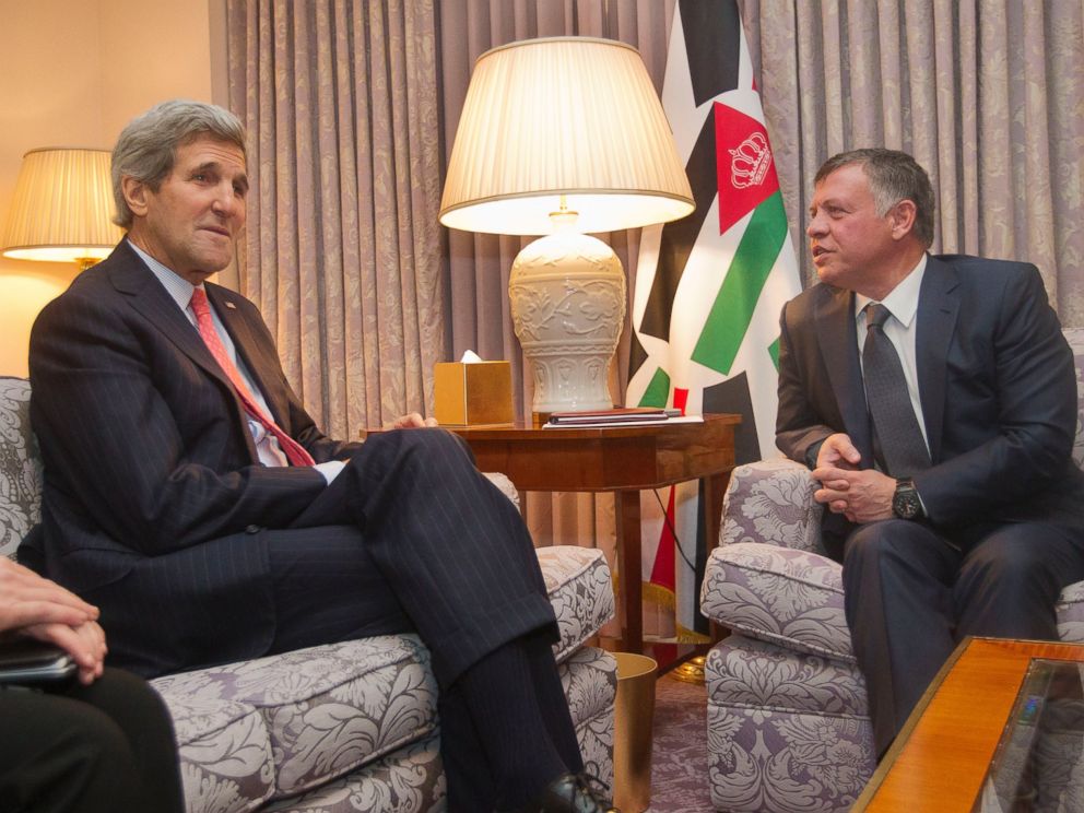 PHOTO: Secretary of State John Kerry, left, with King Abdullah II of Jordan, right, during their meeting in Washington, Feb. 3, 2015.