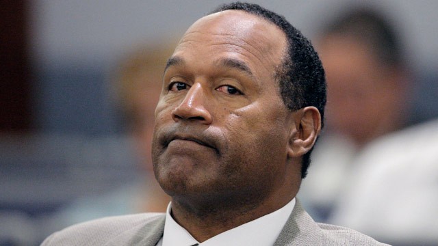 PHOTO: O.J. Simpson appears in court for opening statements on the first day his trial in Las Vegas on Monday, Sept 15, 2009.