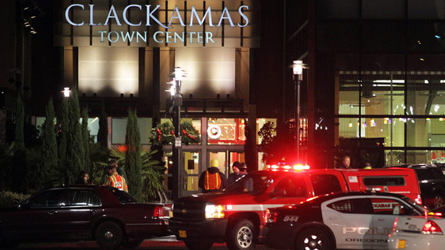 PHOTO: Emergency personnel stand by outside the Clackamas Town Center in Portland, Ore., Dec. 11, 2012.