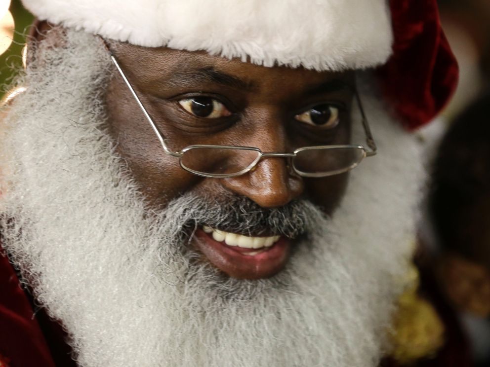 who says santa claus has to be white abc news who says santa claus has to be white abc news
