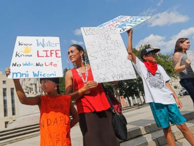 Judge Grants Partial Stop on North Dakota Pipeline Work