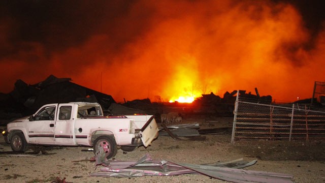 PHOTO: A fire burns at a fertilizer plant in West, Texas after an explosion, April 17, 2013.