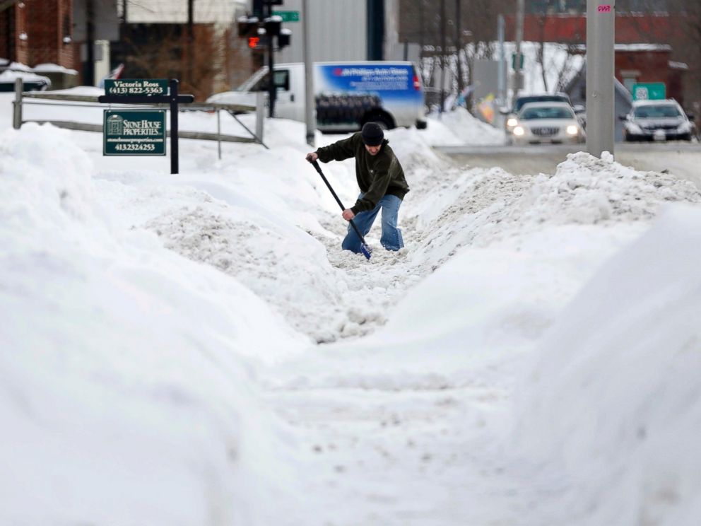 PHOTO: A resident digs out after yet another snowfall, Thursday, Feb. 5, 2015, in Pittsfield, Mass.