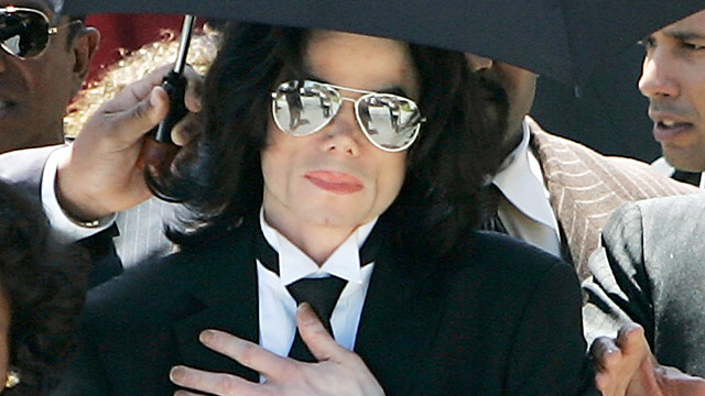 PHOTO: Michael Jackson