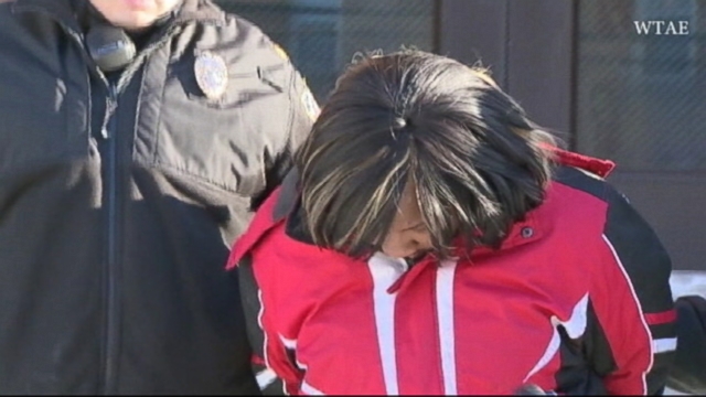 VIDEO: Shantia Dennis, 26, is accused of selling heroin at a Pittsburgh McDonalds.