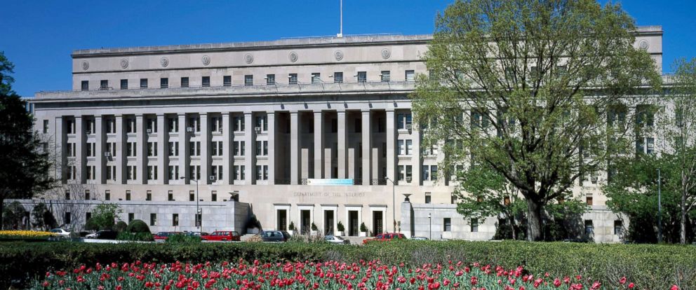 PHOTO: Department of Interior headquarters building, Washington, D.C. 