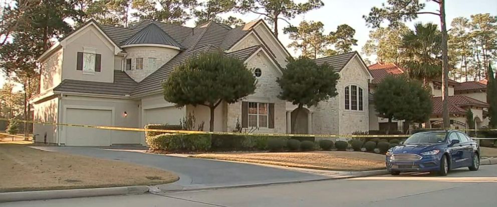 PHOTO: Authorities in Houston are investigating a couples mysterious double killing.