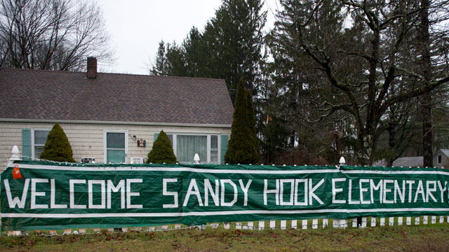 PHOTO: A sign near Chalk Hill Middle school greets students from Sandy Hook Dec. 18, 2012 in Monroe, Connecticut.
