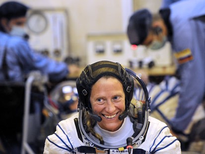 Astronaut Attends High School Reunion From Space