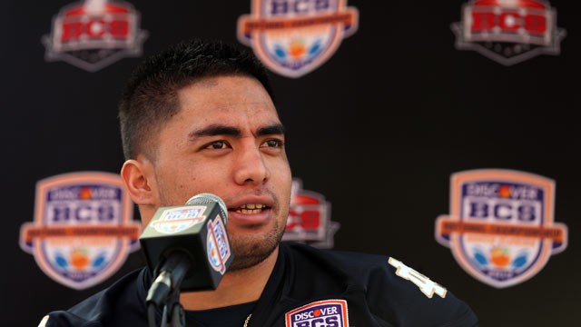 PHOTO: Manti Te'o #5 of the Notre Dame Fighting Irish speaks to the media during Media Day ahead of the Discover BCS National Championship at Sun Life Stadium, January 5, 2013, in Miami Gardens, Fla.