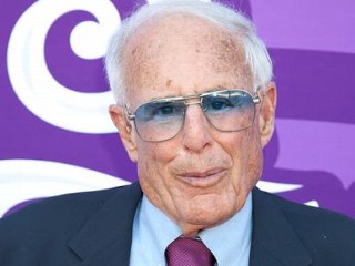 Photos: 'Willy Wonka' Director Dead at 83