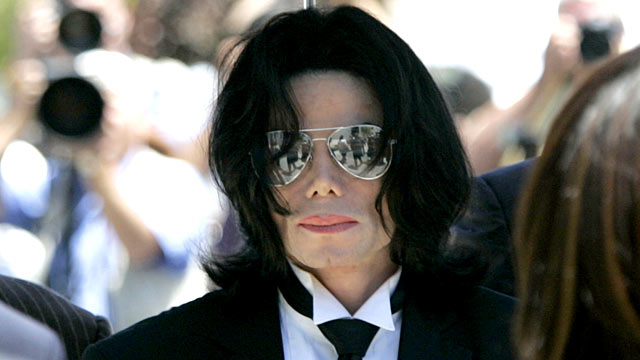 PHOTO: Michael Jackson arrives for the verdict at his child molestation trial at Santa Barbara County Courthouse in Santa Maria June 13, 2005.