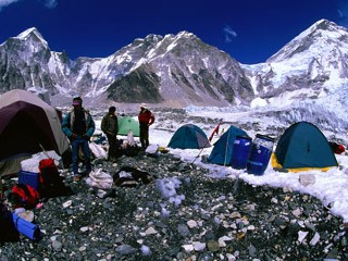 Everest Brawl Pits Climbers vs. Sherpas