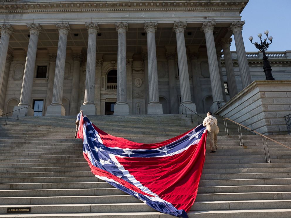 a description of the confederate flag in south carolina Calls to remove confederate flag that killed nine black parishioners — and before the debate over the confederate flag on south carolina’s statehouse. a description of the confederate flag in south carolina Calls to remove confederate flag that killed nine black parishioners — and before the debate over the confederate flag on south carolina’s statehouse.