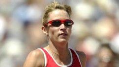 PHOTO: Suzy Favor Hamilton, right, battles for position as she nears the finish line in the women's 1500m final at the USA Outdoor Track and Field Championships on June 21, 2003.