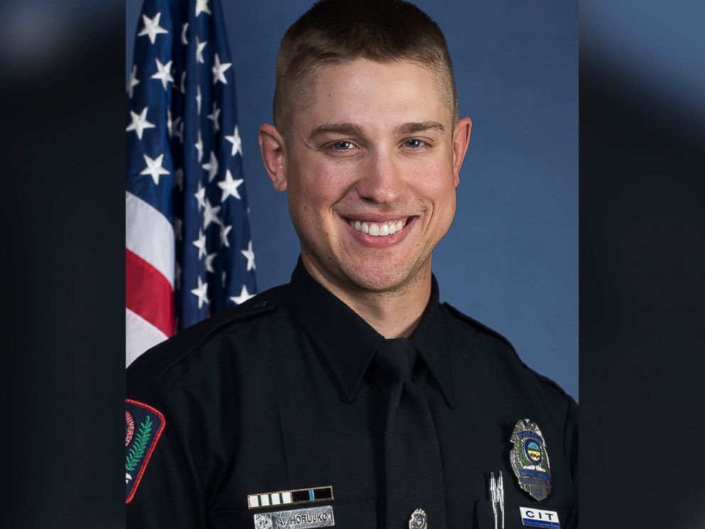 ht-osu-police-officer-alan-horujko-jc-161128_4x3_992.jpg