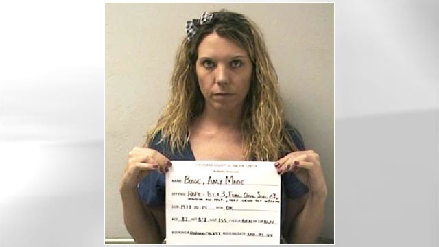 Oklahoma Mom 37 Passes Love Note In Burrito To Alleged 13 Year Old Sex Assault Victim Abc News