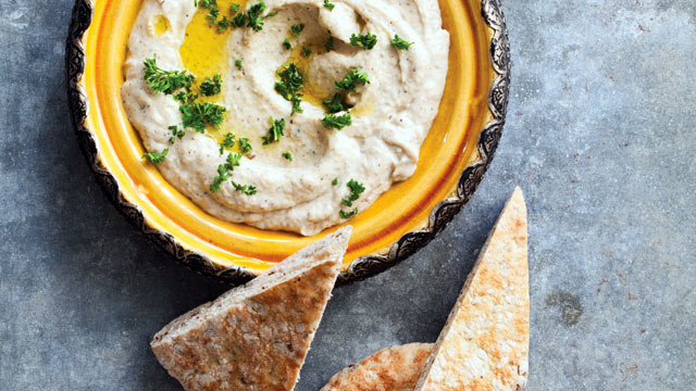 PHOTO: Tosca Reno shares healthier Super Bowl options to spice up your game, like baba ghanoush.